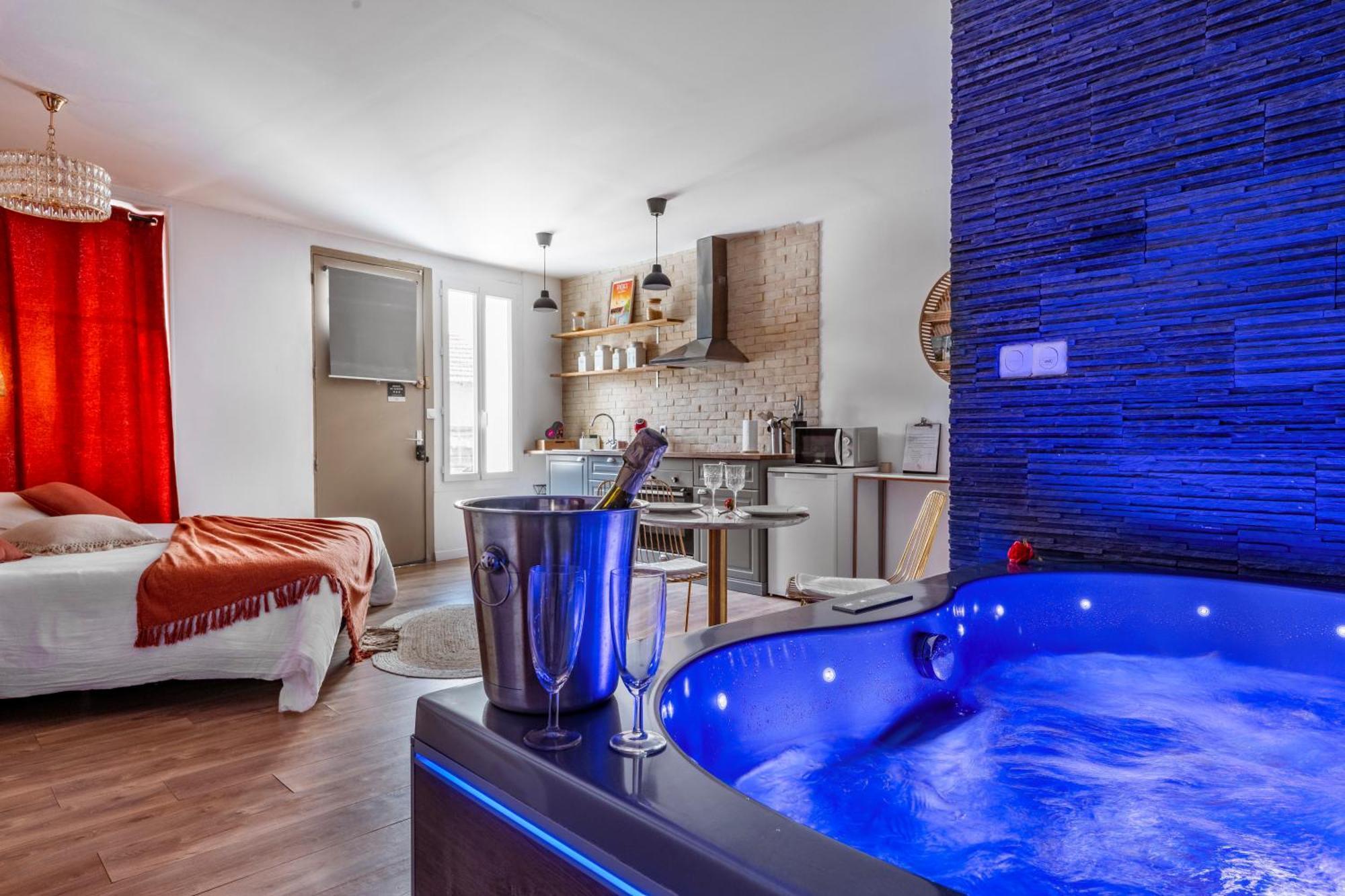 Loft Romantique - Spa Privatif - Spa Noctambulles Hyères Exterior foto